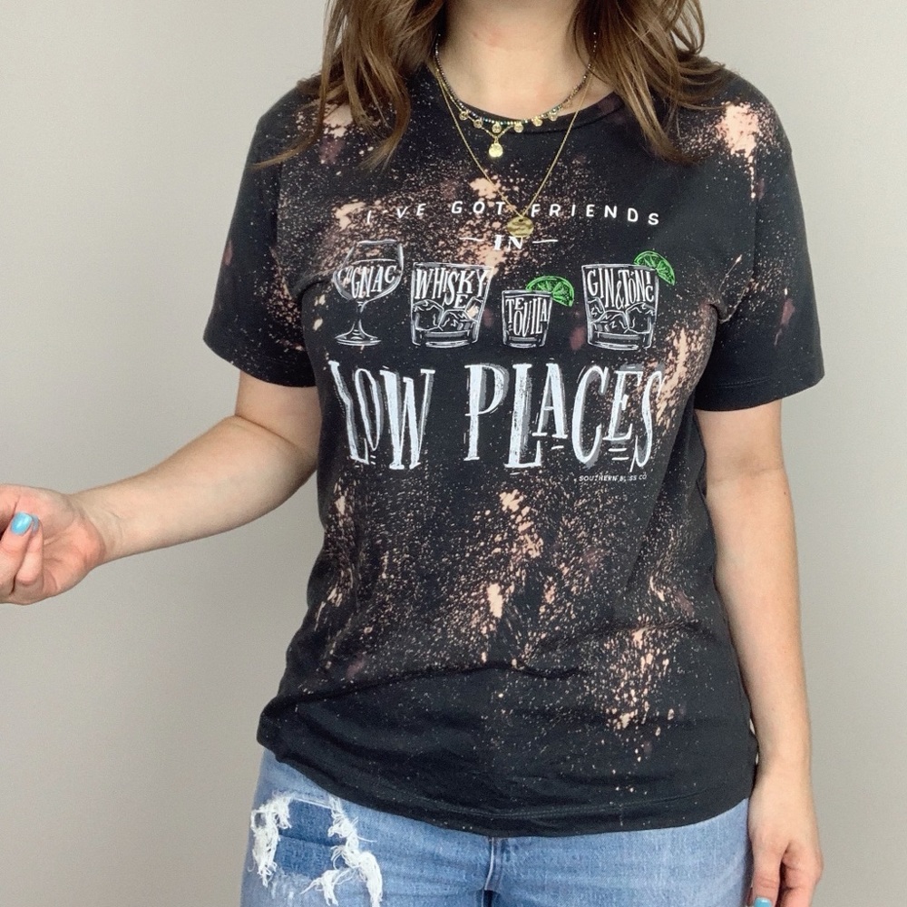 Friends In Low Places Graphic Tee - Liquor - Picture 5 of 8